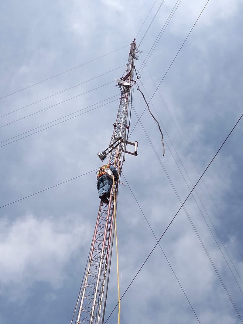 Mantenimiento a Torres de Telecomunicaciones — Vista 1